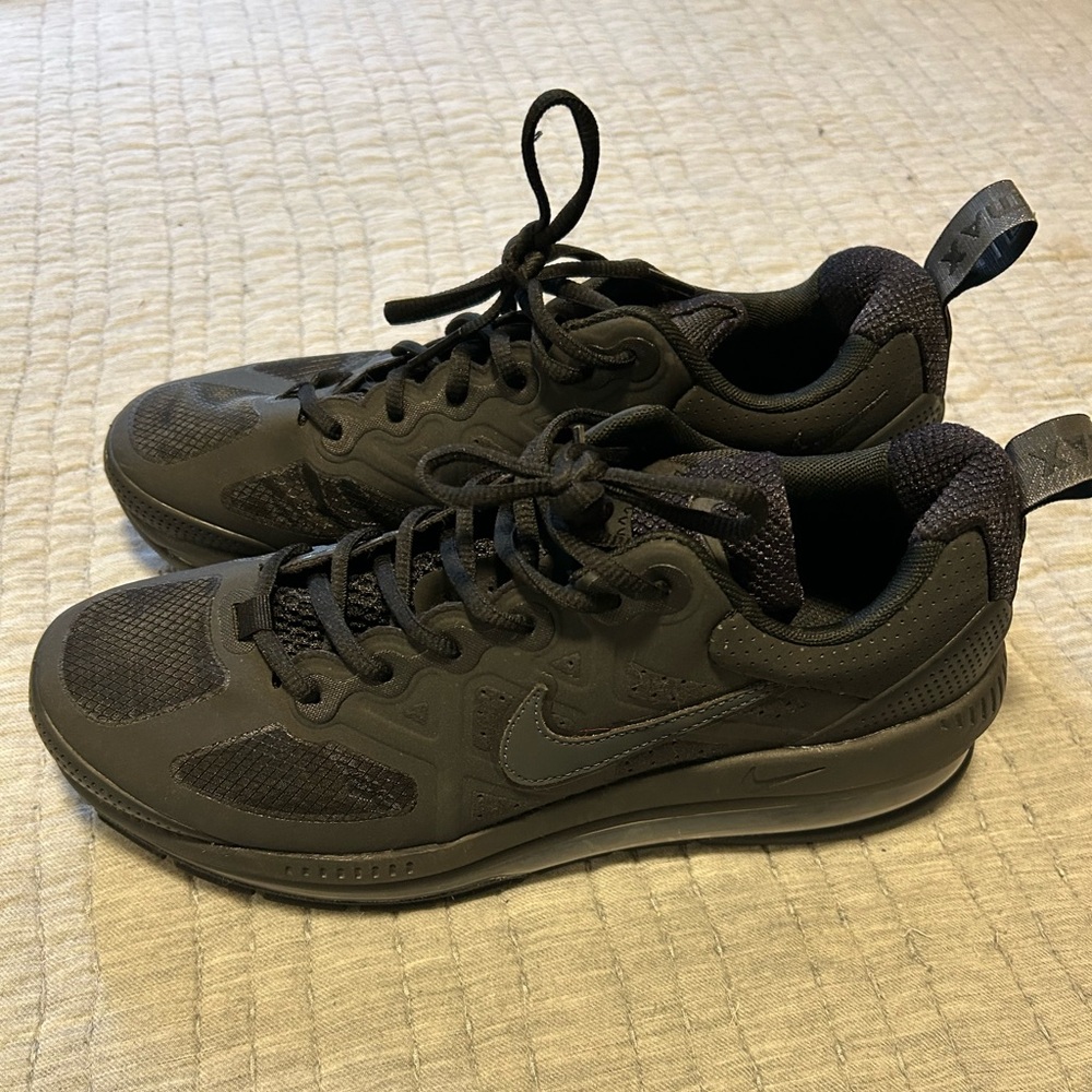Nike Air Max Genome